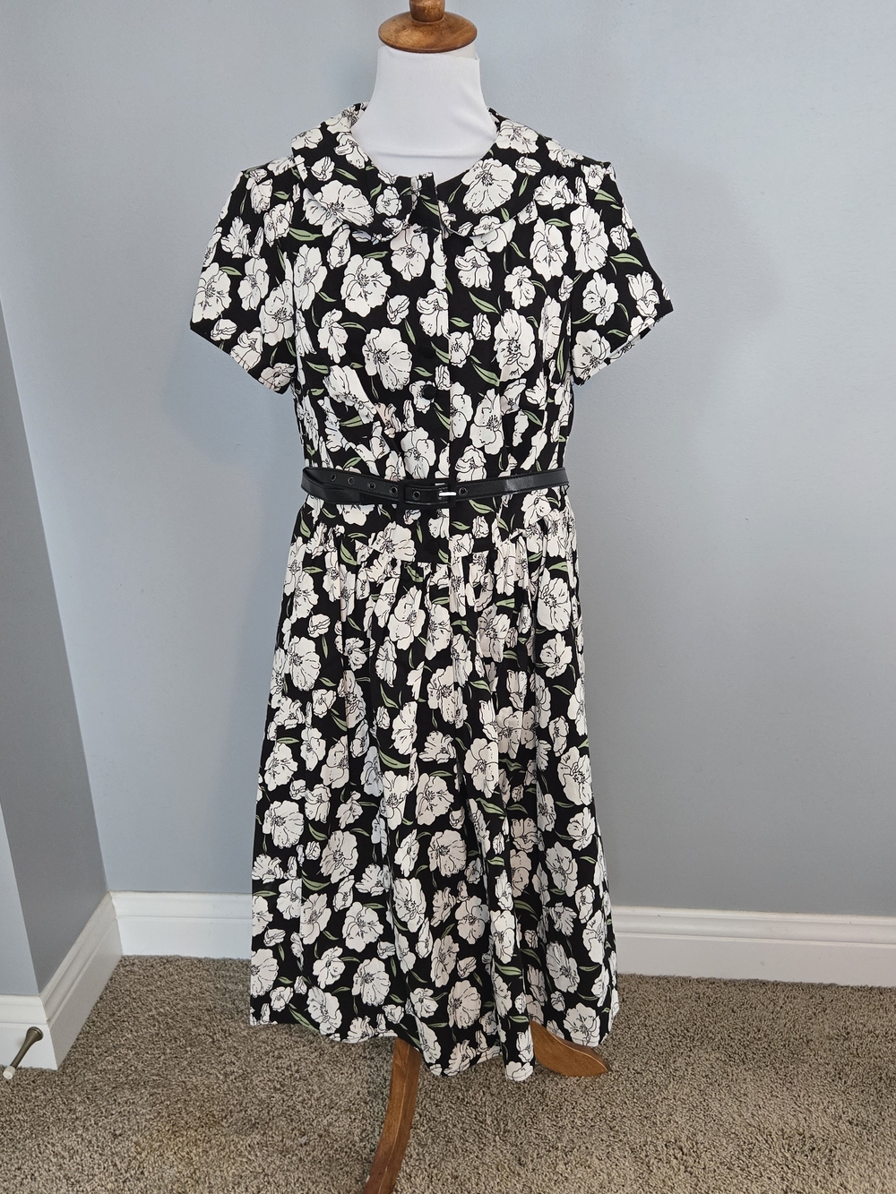 NWT Unique Vintage Black Dress with White Floral Print and Green Leaves - XL